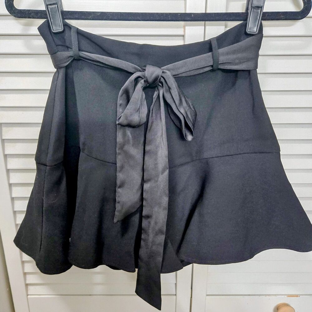 Zara Black Mini Skirt Shorts Skort With Black Satin Tie Belt Size M